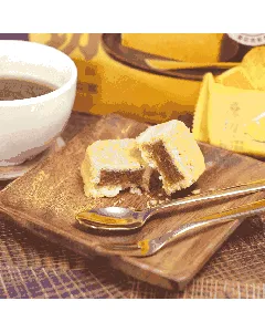 Thick Cut Taiwanese Pineapple Cake - 6 Pieces, 6.7oz